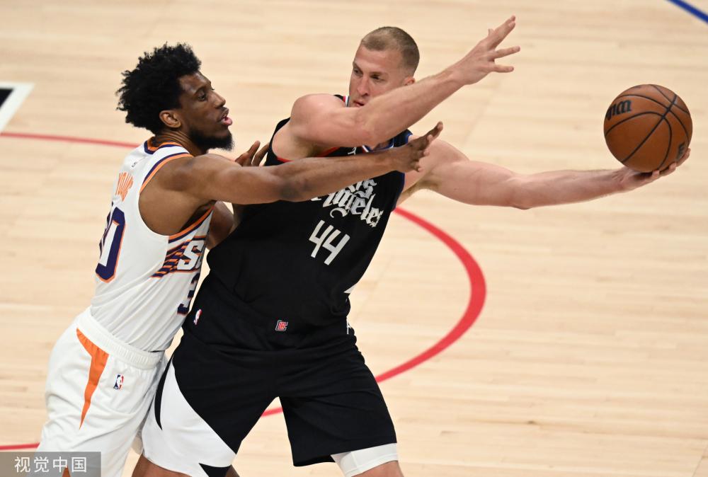 既能在进攻 既能在进攻