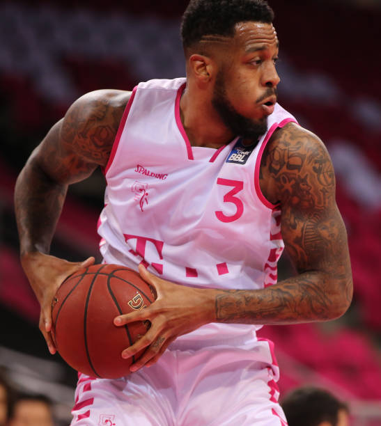 冲击沃尔夫 冲击沃尔夫