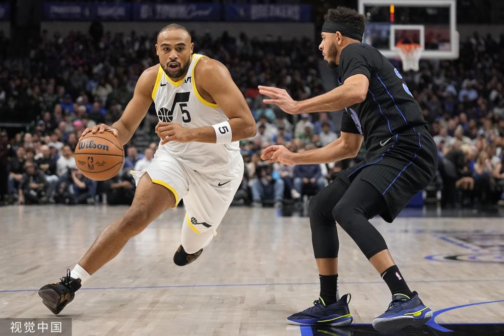 替补阵容在 替补阵容在